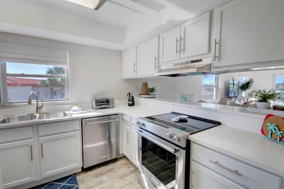 530 El Matador - Image 5