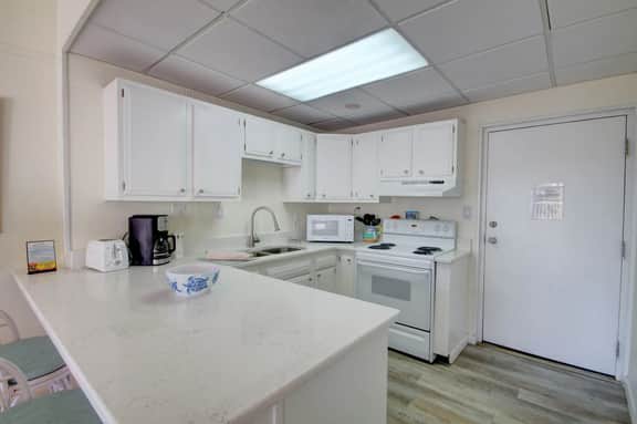620 El Matador - Image 5